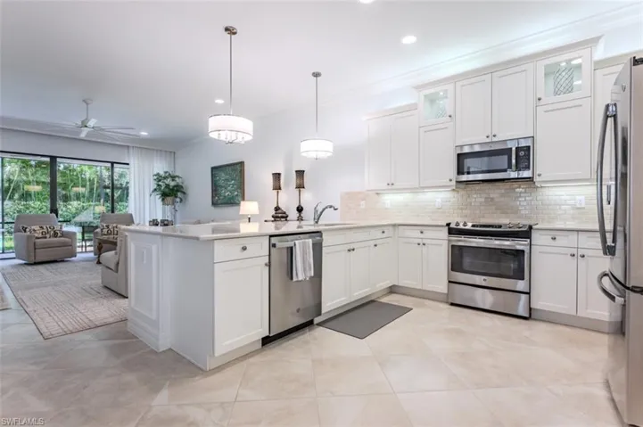 13670  MANDARIN  CIR, Naples, FL 34109