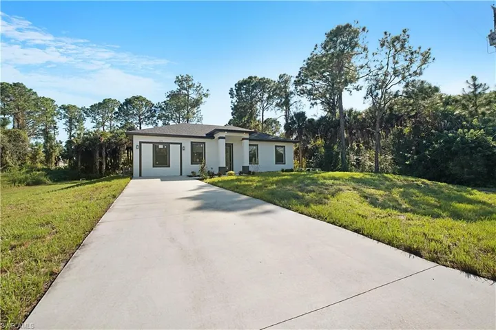 671 Kodak St, Lehigh Acres, Florida 33972