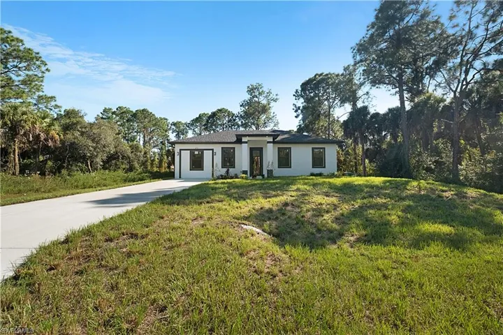 671 Kodak St, Lehigh Acres, Florida 33972