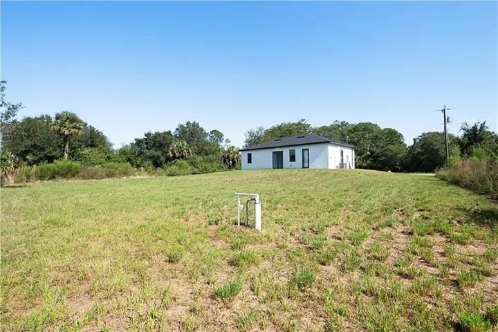 671 Kodak St, Lehigh Acres, Florida 33972
