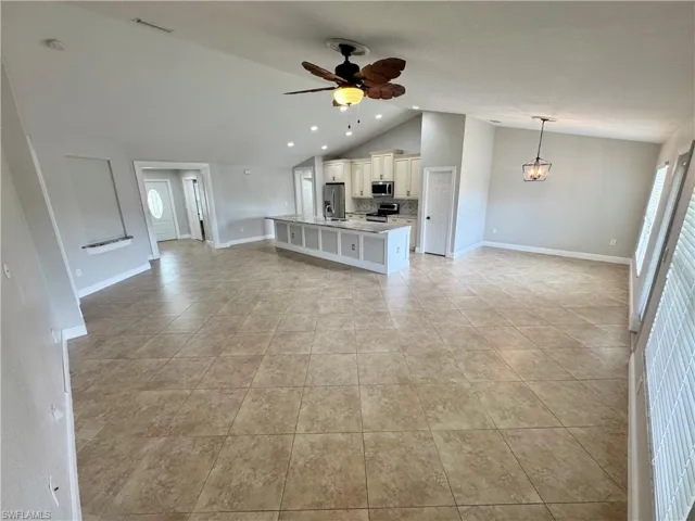 3829 Sw 17th Pl, Cape Coral, Florida 33914