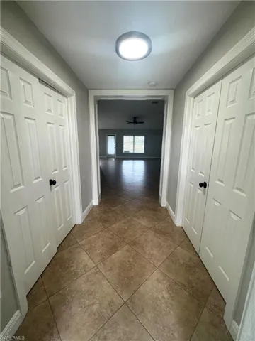 3829 Sw 17th Pl, Cape Coral, Florida 33914