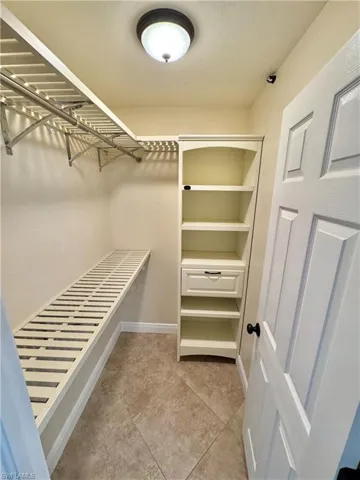 3829 Sw 17th Pl, Cape Coral, Florida 33914