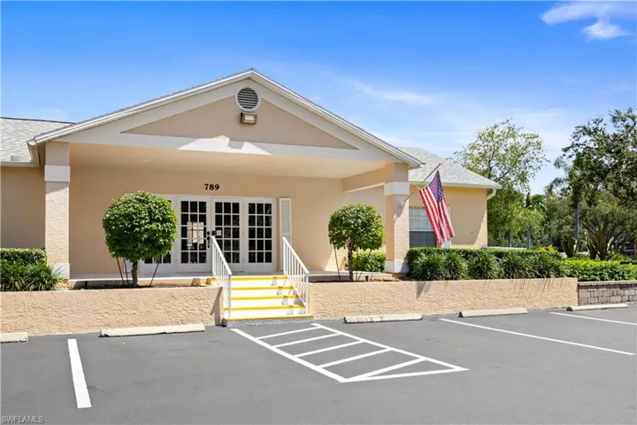 757 Wiggins Lake Dr 106, Naples, Florida 34110