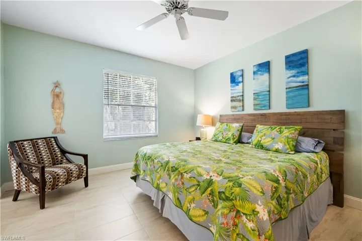 757 Wiggins Lake Dr 106, Naples, Florida 34110