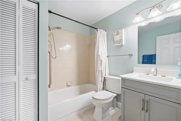 757 Wiggins Lake Dr 106, Naples, Florida 34110