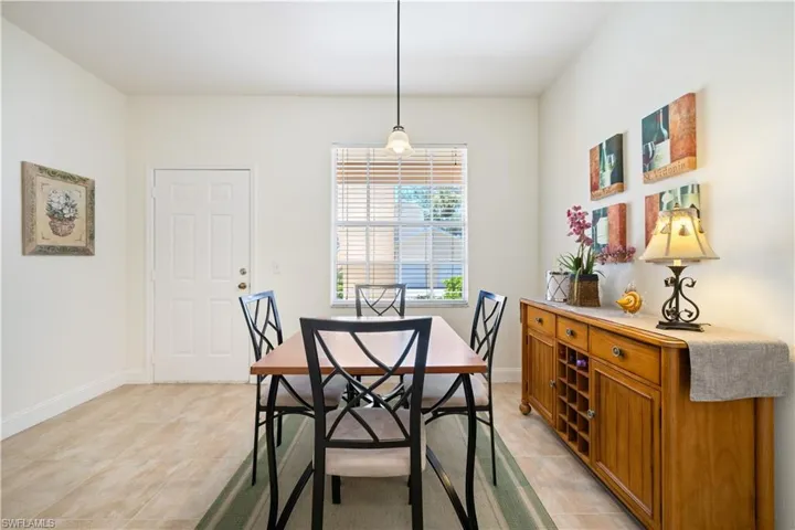 757 Wiggins Lake Dr 106, Naples, Florida 34110