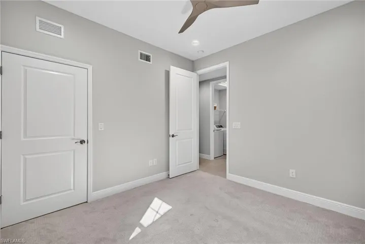2554  SEYCHELLES  DR, Naples, FL 34112
