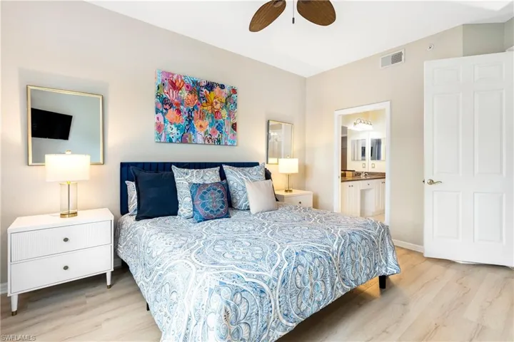 4680 Hawks Nest Way D-103, Naples, Florida 34114
