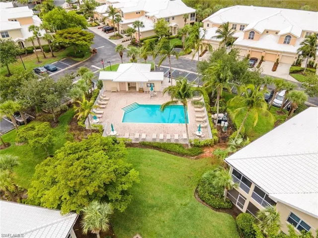 4680 Hawks Nest Way D-103, Naples, Florida 34114