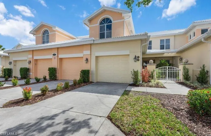 4680 Hawks Nest Way D-103, Naples, Florida 34114