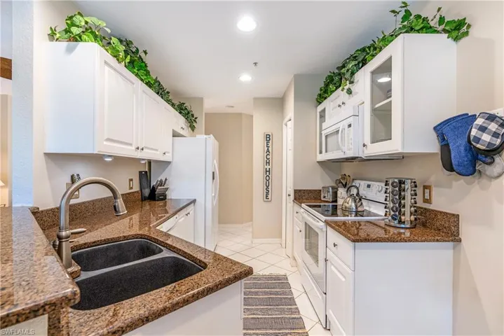 4680 Hawks Nest Way D-103, Naples, Florida 34114