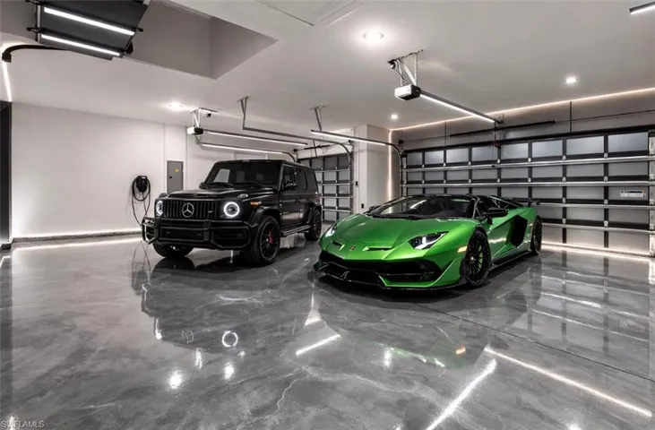 Virtually Stage
