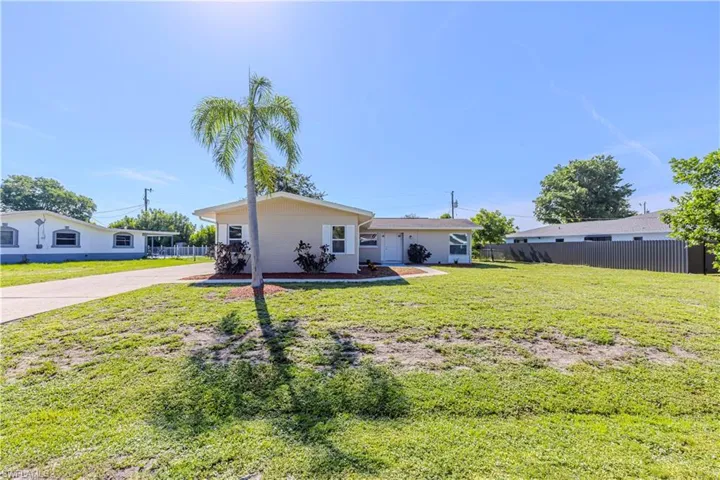 4009 9th Ct, Cape Coral, Florida 33904