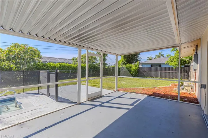 4009 9th Ct, Cape Coral, Florida 33904