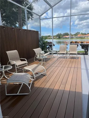 Engineered slatted wood privacy wall w/string