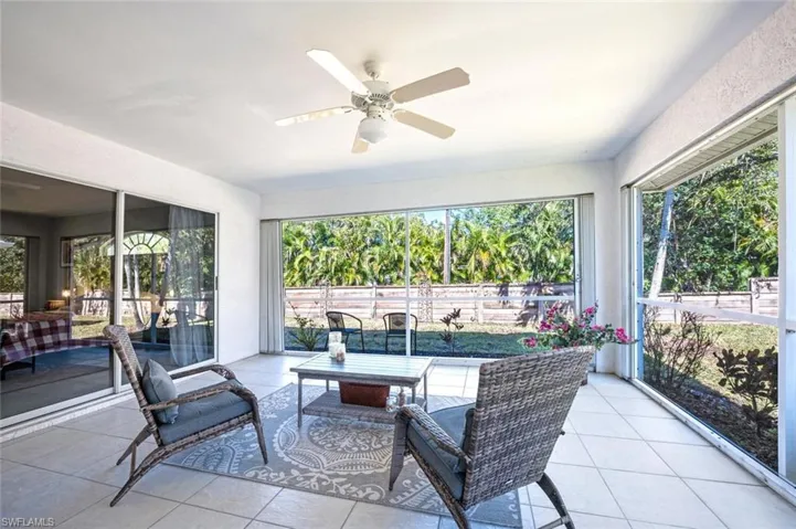 801  Charlemagne  BLVD, Naples, FL 34112