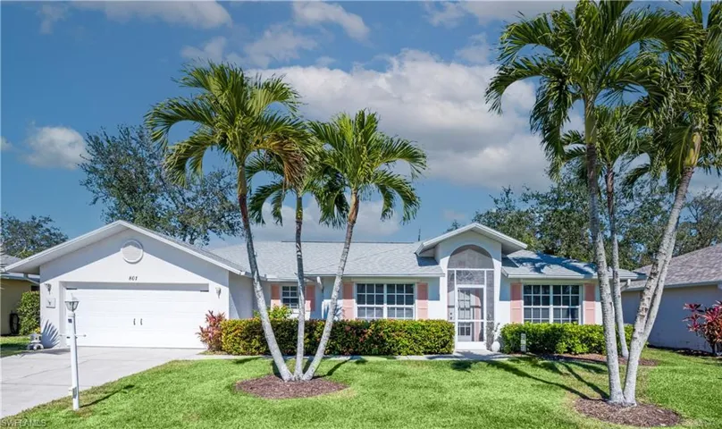 801  Charlemagne  BLVD, Naples, FL 34112