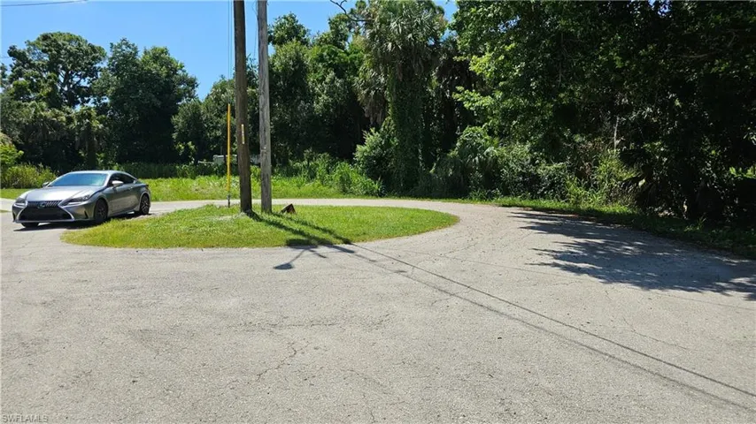 View of street culdesac