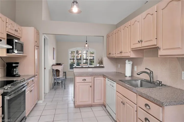165 Beachcomber St, Marco Island, Florida 34145