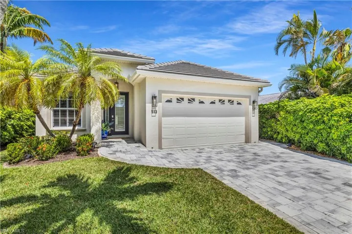513 96th Ave N, Naples, Florida 34108