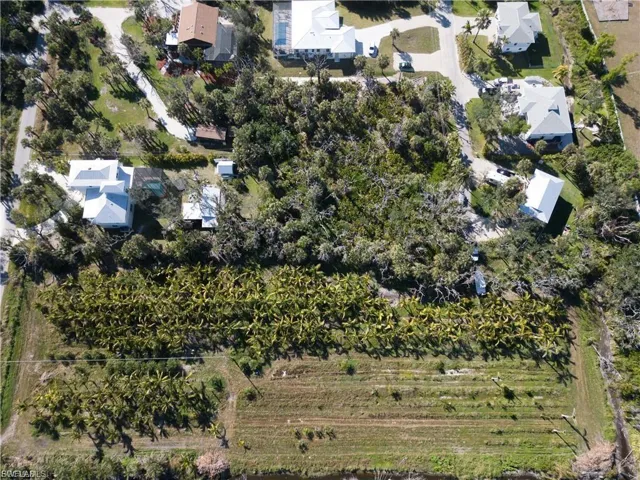 NO HOA BUILDING LOT NEAR SANIBEL