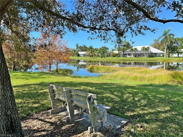 Woodlands Park Lake