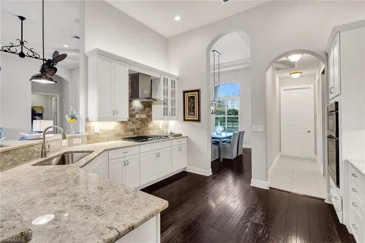 23188  Sanabria  LOOP, Bonita Springs, FL 34135