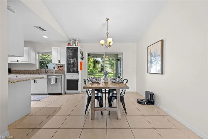2329 Se 8th Ave, Cape Coral, Florida 33990