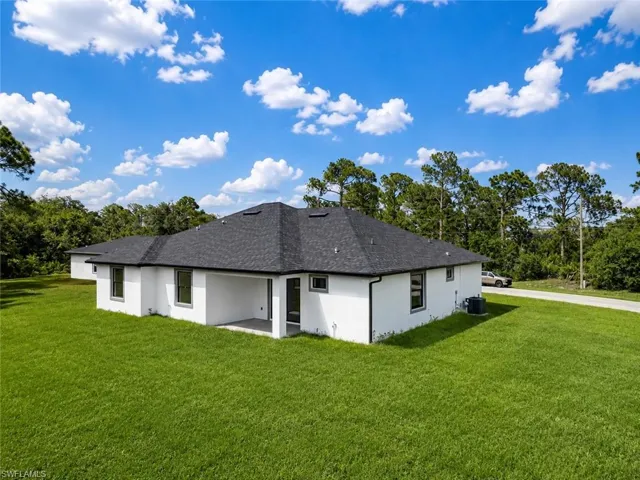 6038 Kumquat Cir, Labelle, Florida 33935