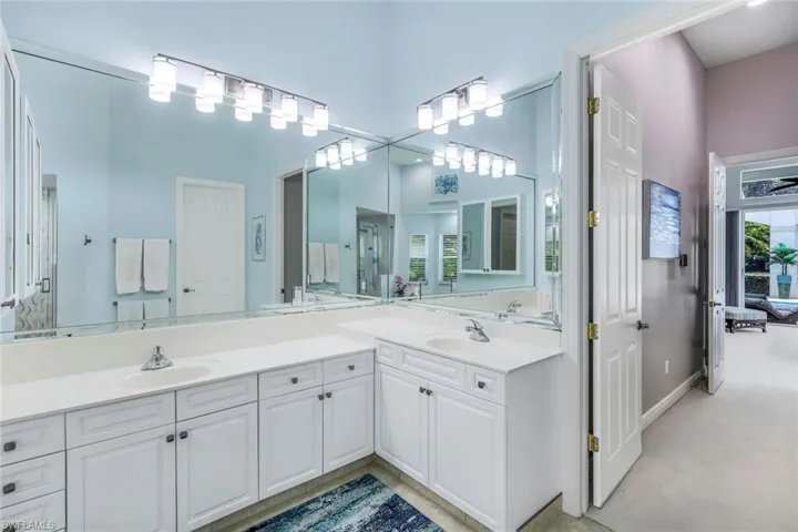 113  Audubon  BLVD, Naples, FL 34110