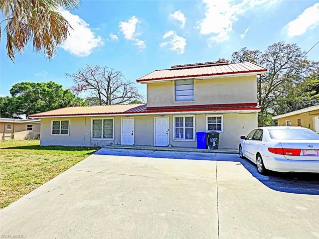 2352  South  ST, Fort Myers, FL 33901