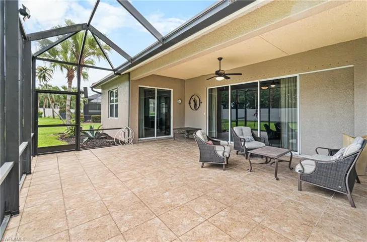 huge lanai for entertaining and lots of room under truss to entertain