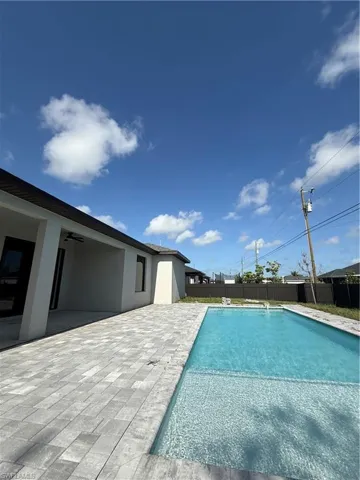 131 Kismet Pkwy E, Cape Coral, Florida 33909