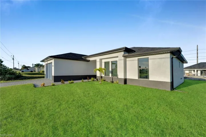 1908 Nw 24th Ave, Cape Coral, Florida 33993