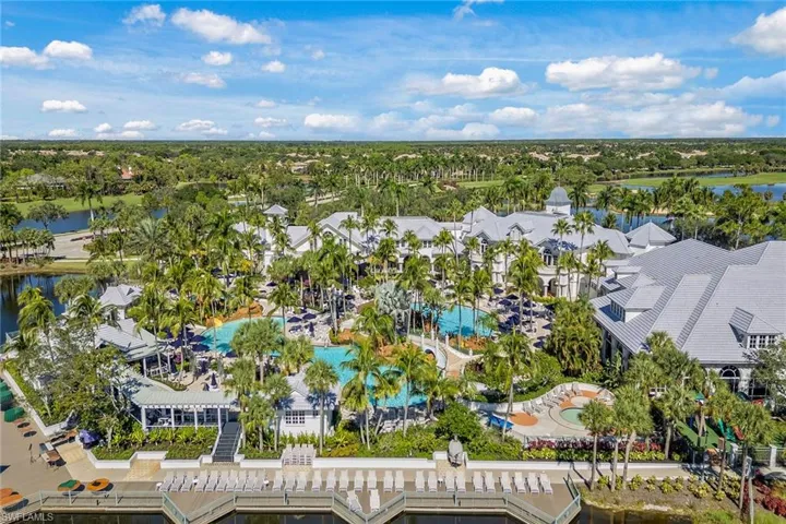 3141 Aviamar Cir 103, Naples, Florida 34114