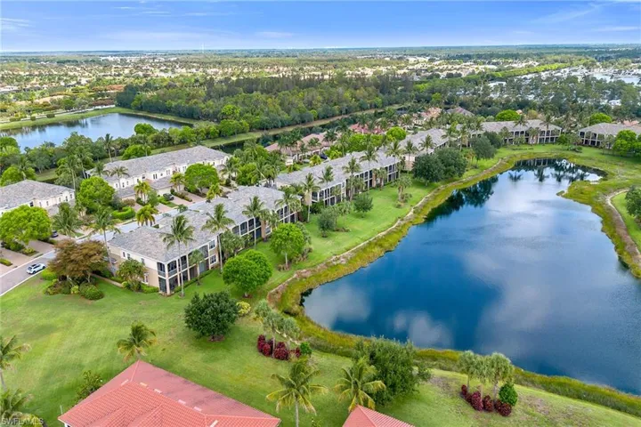 3141 Aviamar Cir 103, Naples, Florida 34114