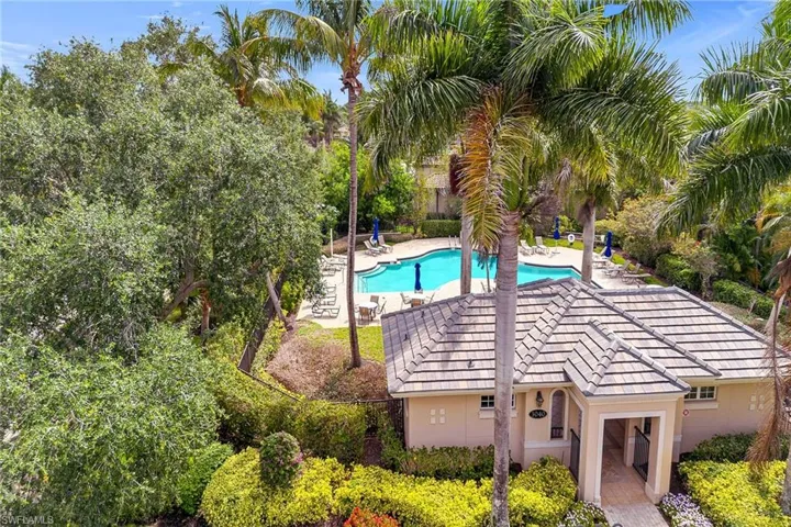 3141 Aviamar Cir 103, Naples, Florida 34114