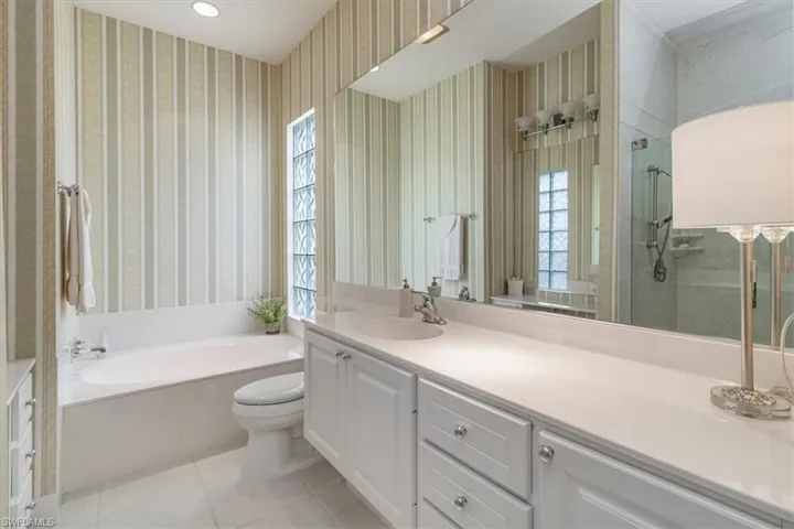 4768  Martinique  WAY, Naples, FL 34119