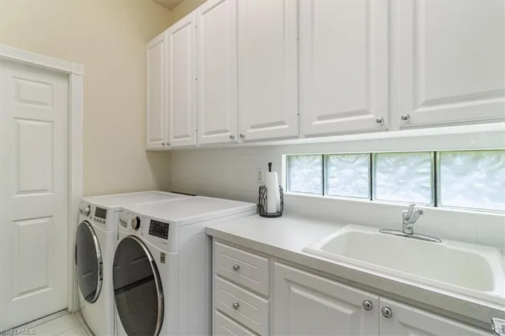 4768  Martinique  WAY, Naples, FL 34119