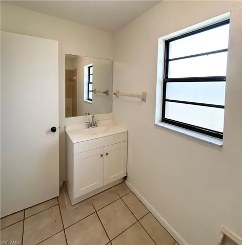 3805 Se 11th Ave, Cape Coral, Florida 33904