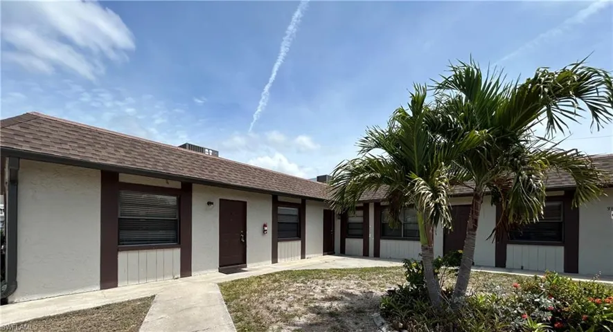 3805 Se 11th Ave, Cape Coral, Florida 33904