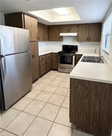 3805 Se 11th Ave, Cape Coral, Florida 33904