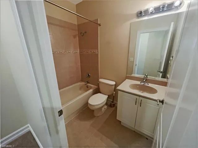 10257 S Silver Palm  DR, Estero, FL 33928