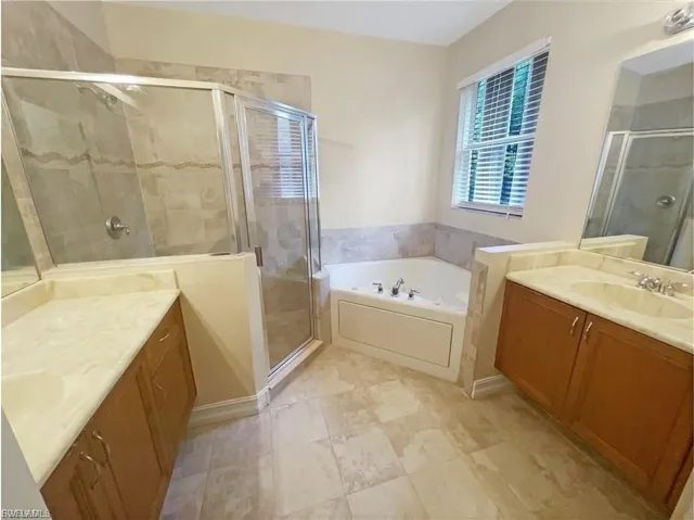10257 S Silver Palm  DR, Estero, FL 33928
