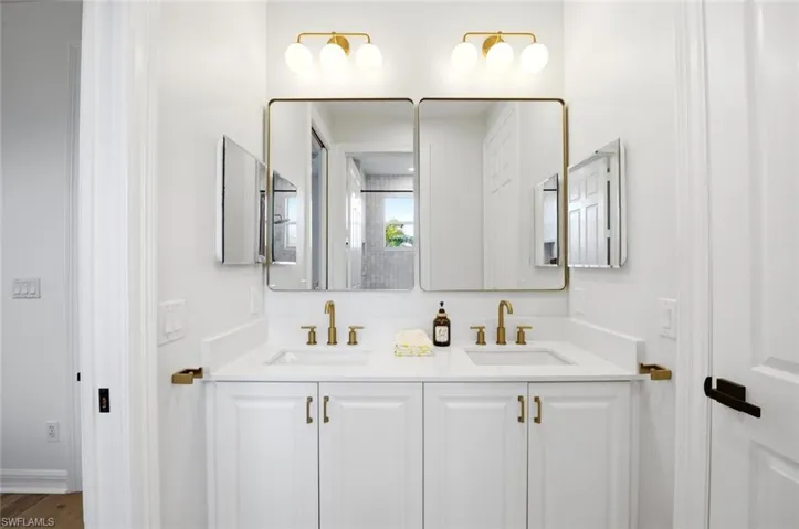 2292 Guadelupe Dr, Naples, Florida 34119