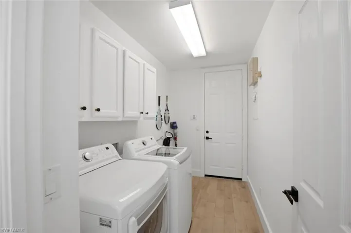 2292 Guadelupe Dr, Naples, Florida 34119