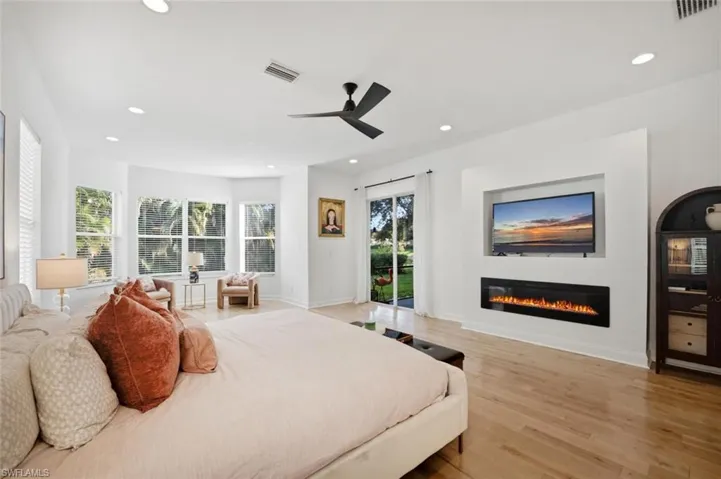2292 Guadelupe Dr, Naples, Florida 34119