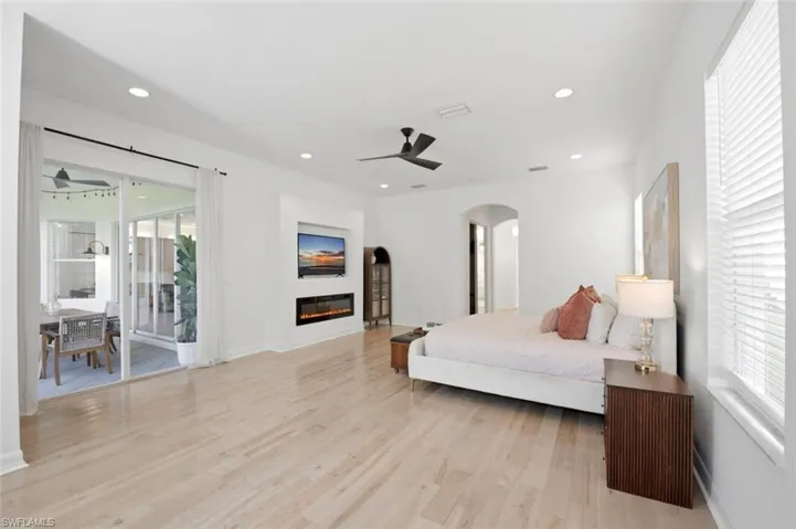2292 Guadelupe Dr, Naples, Florida 34119