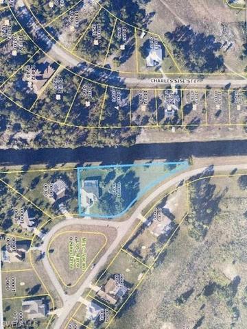 712 Mirror Lakes DR, LEHIGH ACRES FL 33974